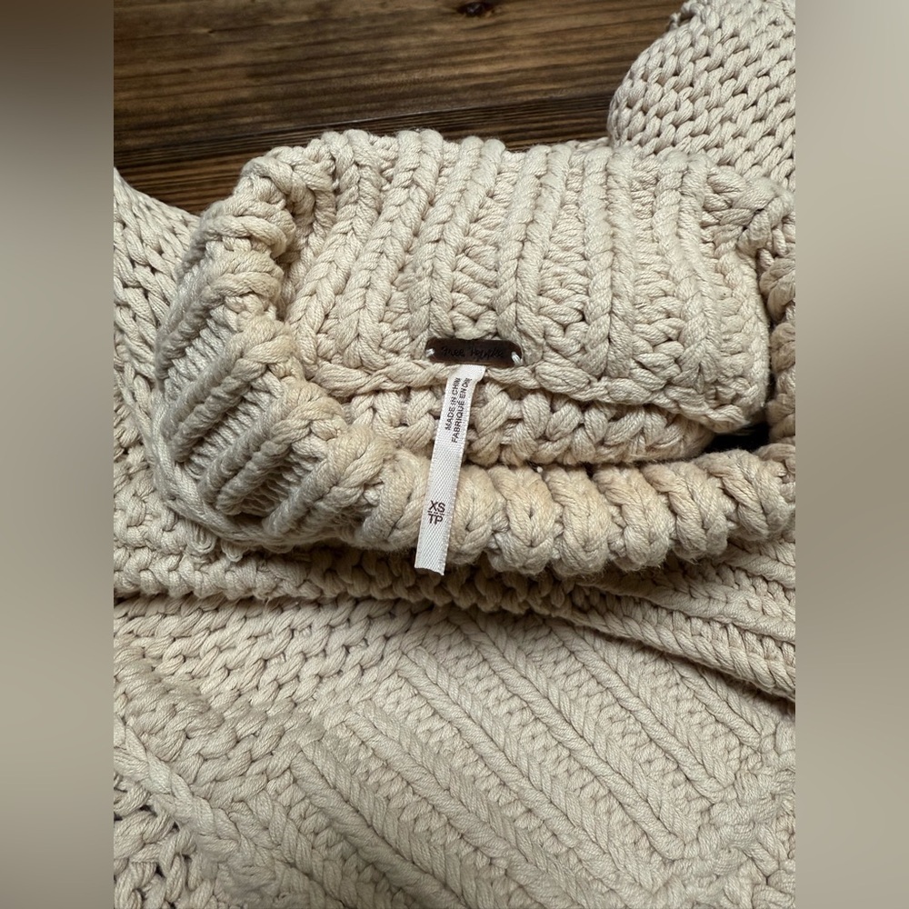 Free People My Only Sunshine sweater - Picture 5 of 5